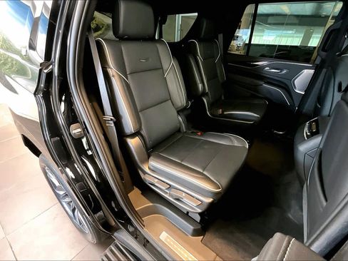 Used 2023 Cadillac Escalade Sport w/ Touring Package image 19