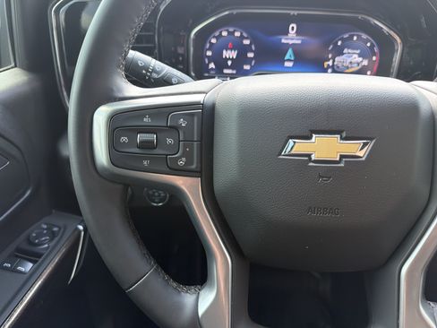Used 2025 Chevrolet Silverado 3500 LT w/ Convenience Package AWD/4WD image 19
