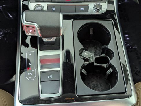 Certified 2023 Audi Q7 2.0T Premium w/ Convenience Package image 17