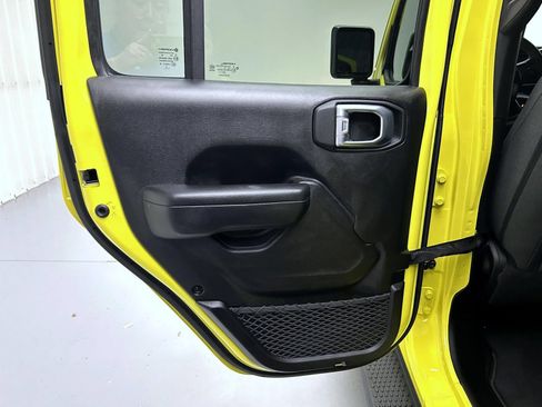Used 2024 Jeep Wrangler Unlimited Sport AWD/4WD image 20