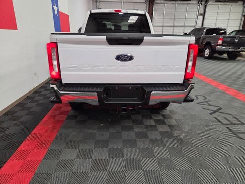 Used 2024 Ford F250 XLT w/ FX4 Off-Road Package AWD/4WD image 28