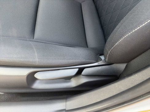 Used 2023 Toyota Corolla LE image 14