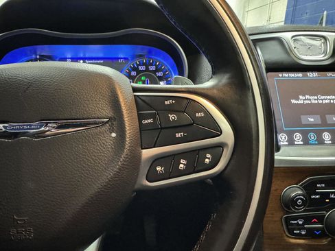 Used 2017 Chrysler 300 C Platinum w/ Safetytec Group II image 19