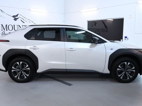 Used 2024 Subaru Solterra Premium image 8