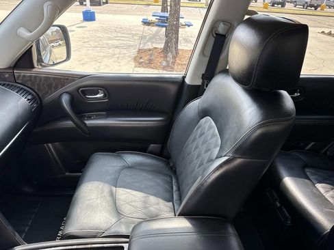 Used 2022 Nissan Armada Platinum w/ Captain's Chairs Package RWD image 14