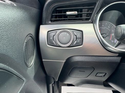 Used 2019 Ford Mustang Premium image 19