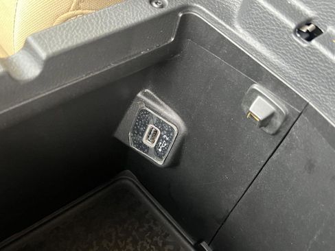 Used 2021 Jeep Gladiator Overland image 31