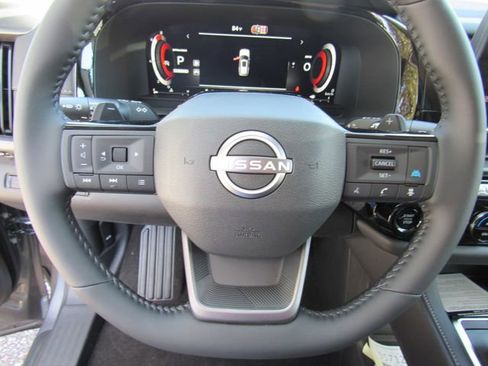 New 2026 Nissan Pathfinder SL FWD image 23