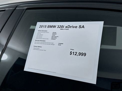 Used 2015 BMW 320i xDrive Sedan AWD/4WD image 12