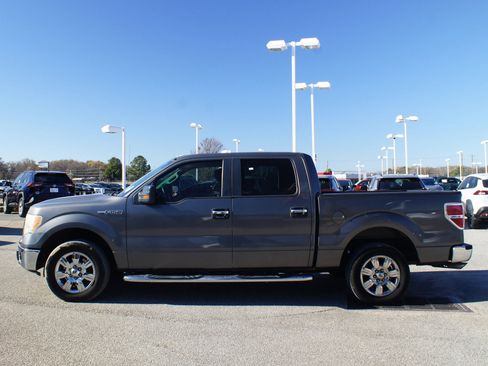 Used 2010 Ford F150 XLT image 7