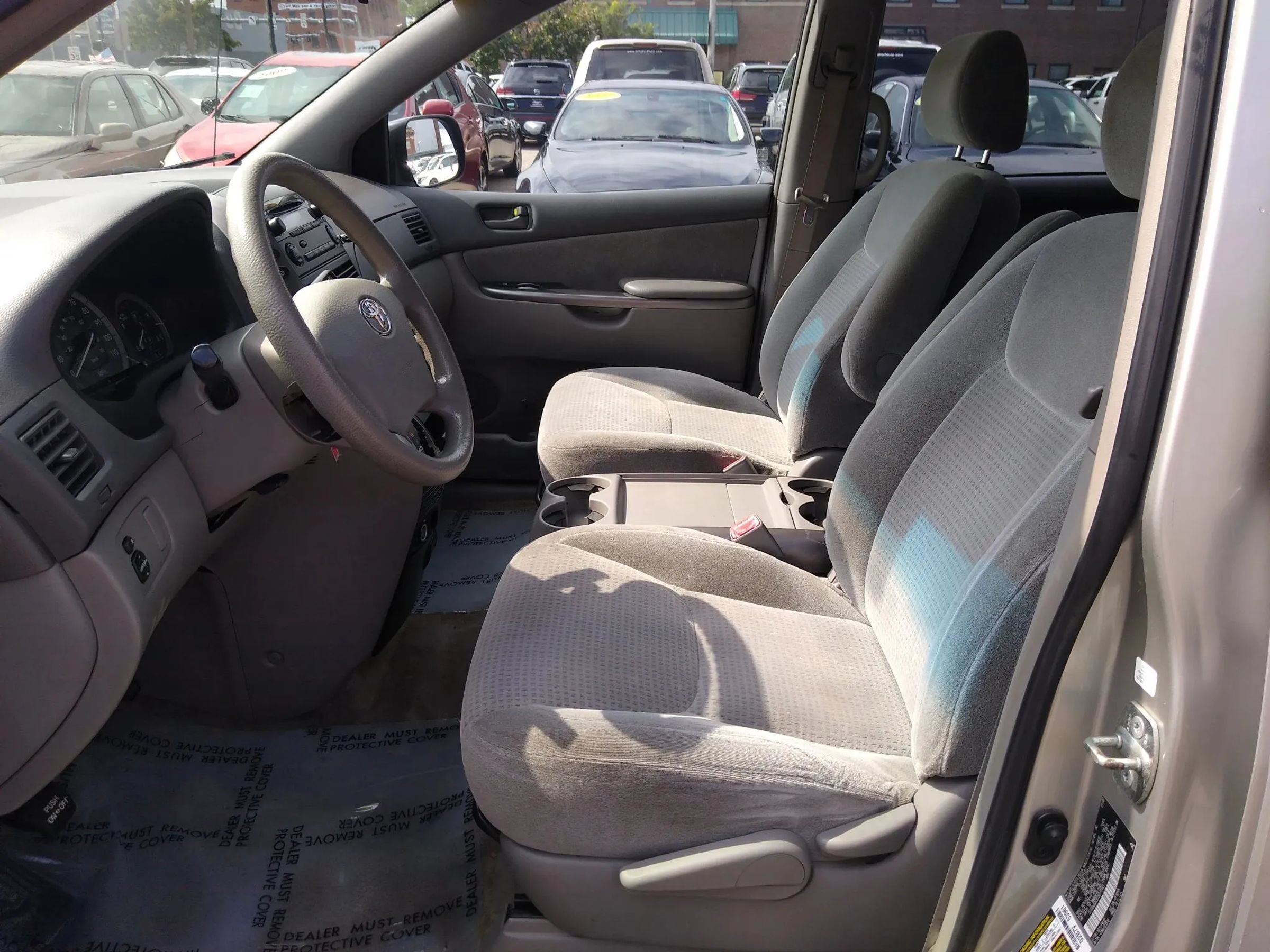 Used 2007 Toyota Sienna CE FWD image 12