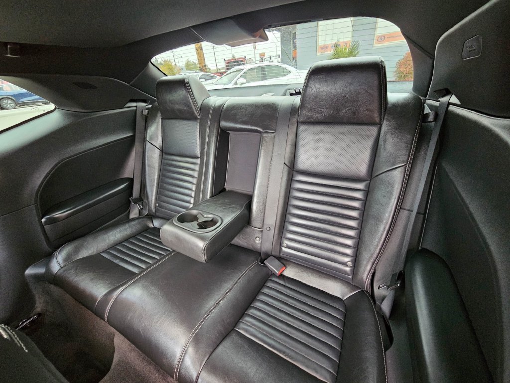 Used 2010 Dodge Challenger R/T RWD image 17