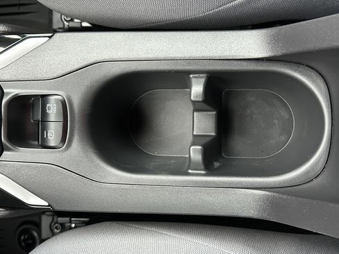 Used 2025 Toyota Corolla Cross AWD Hybrid image 32