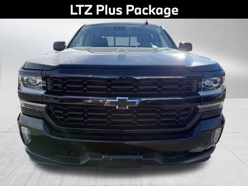 Used 2017 Chevrolet Silverado 1500 LTZ Z71 w/ LTZ Plus Package image 4