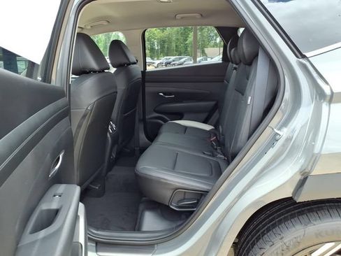 New 2026 Hyundai Tucson SEL FWD image 17