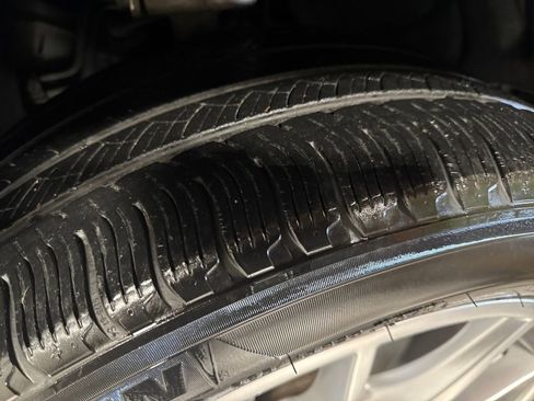 Used 2017 Porsche Macan S image 11