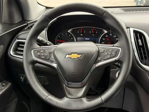 Used 2024 Chevrolet Equinox LT FWD image 12