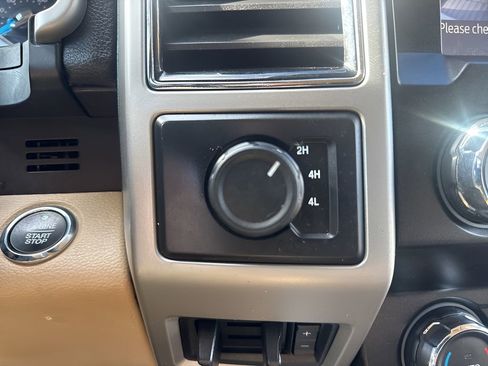 Used 2021 Ford F350 Lariat w/ Lariat Ultimate Package image 25