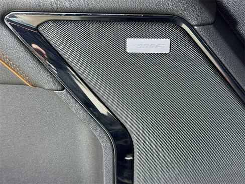 Certified 2022 GMC Sierra 1500 AT4 w/ AT4 Preferred Package image 17