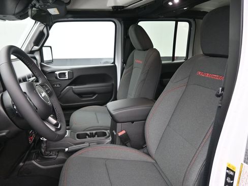 New 2026 Jeep Gladiator Rubicon AWD/4WD image 19