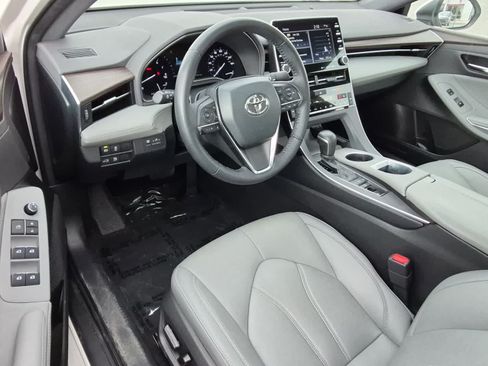 Used 2021 Toyota Avalon XLE w/ Moonroof Package FWD image 8
