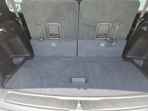 New 2025 Jeep Grand Cherokee L Altitude image 18