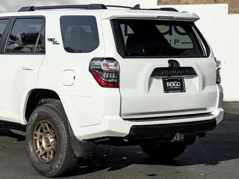 Used 2023 Toyota 4Runner TRD Off-Road Premium image 10