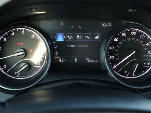 Used 2021 Toyota Camry SE image 19