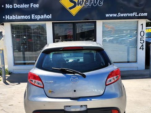 Used 2013 MAZDA MAZDA2 Touring FWD image 12