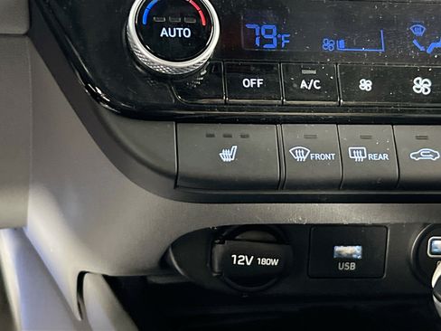 Used 2023 Hyundai Elantra SEL w/ Convenience Package FWD image 20