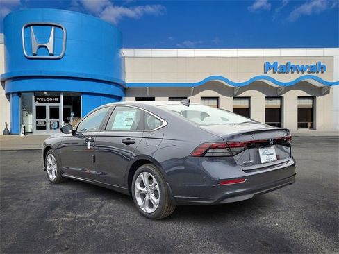 New 2025 Honda Accord LX image 4