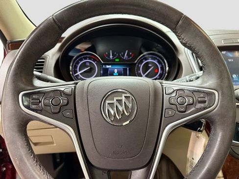 Used 2016 Buick Regal image 13
