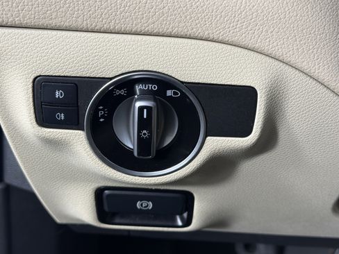 Used 2019 Mercedes-Benz GLA 250 4MATIC image 9