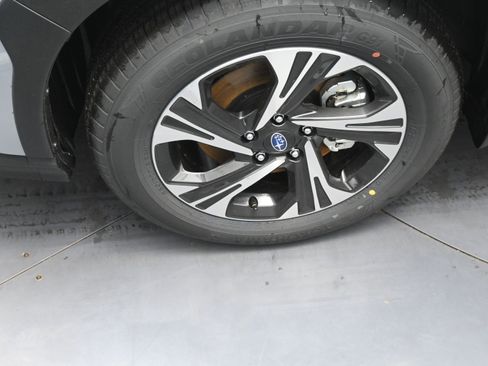 New 2026 Subaru Crosstrek 2.0i Premium AWD/4WD image 17