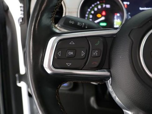 Used 2023 Jeep Wrangler Unlimited Sahara AWD/4WD image 21