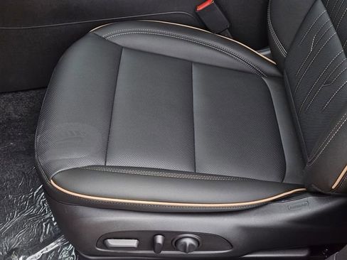 New 2026 Buick Envista Sport Touring FWD image 17
