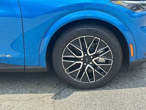 New 2025 Ford Mustang Mach-E Premium image 34