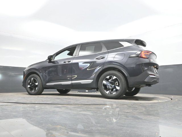 Used 2026 Kia Sportage LX AWD/4WD image 46