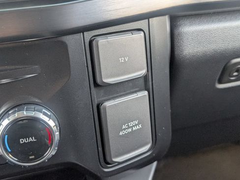 Used 2025 Ford F250 Lariat w/ Black Appearance Package AWD/4WD image 25