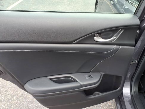 Used 2022 Honda Insight Touring image 8