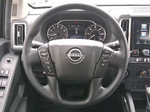 New 2026 Nissan Frontier SV w/ Tow Package AWD/4WD image 13