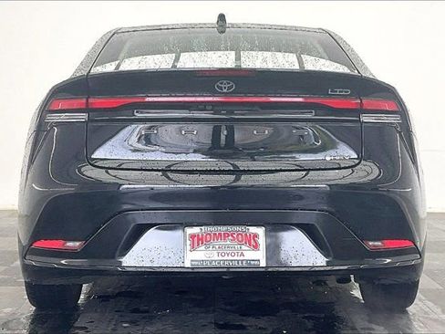 Used 2024 Toyota Prius Limited w/ Limited Premium Package FWD image 3