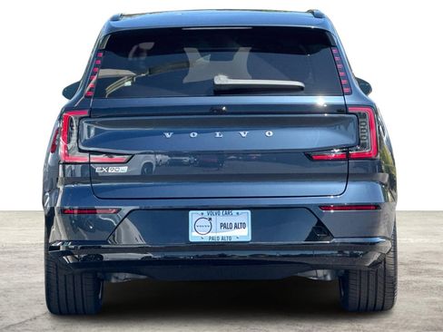 Used 2025 Volvo EX90 Ultra image 8