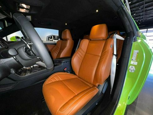 Used 2023 Dodge Challenger SRT Hellcat w/ Driver Convenience Group RWD image 17