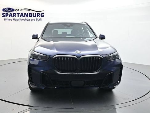 Used 2025 BMW X5 xDrive40i w/ M Sport Package AWD/4WD image 2
