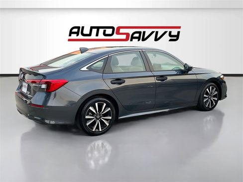 Used 2024 Honda Civic EX image 7