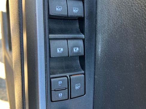 Used 2023 Toyota Tacoma SR5 image 5