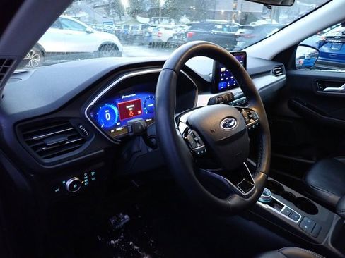 Certified 2022 Ford Escape SEL w/ Technology Package image 15