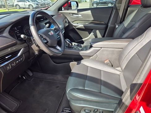 Used 2022 Cadillac XT4 Sport w/ Enhanced Visibility Package image 15