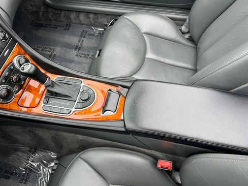 Used 2005 Mercedes-Benz SL 500 image 23